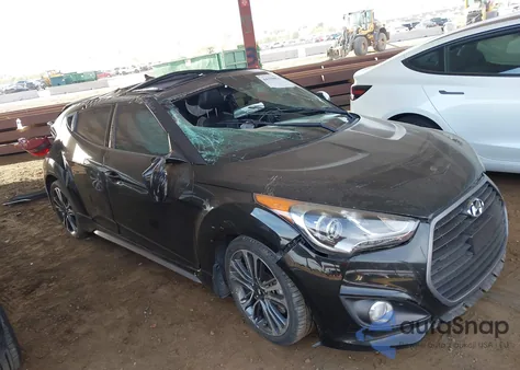 2016 Hyundai Veloster Turbo z USA, uszkodzony, nr VIN KMHTC6AE9GU292845